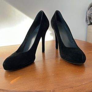 ♟️Stuart Weitzman Black Suede Pumps